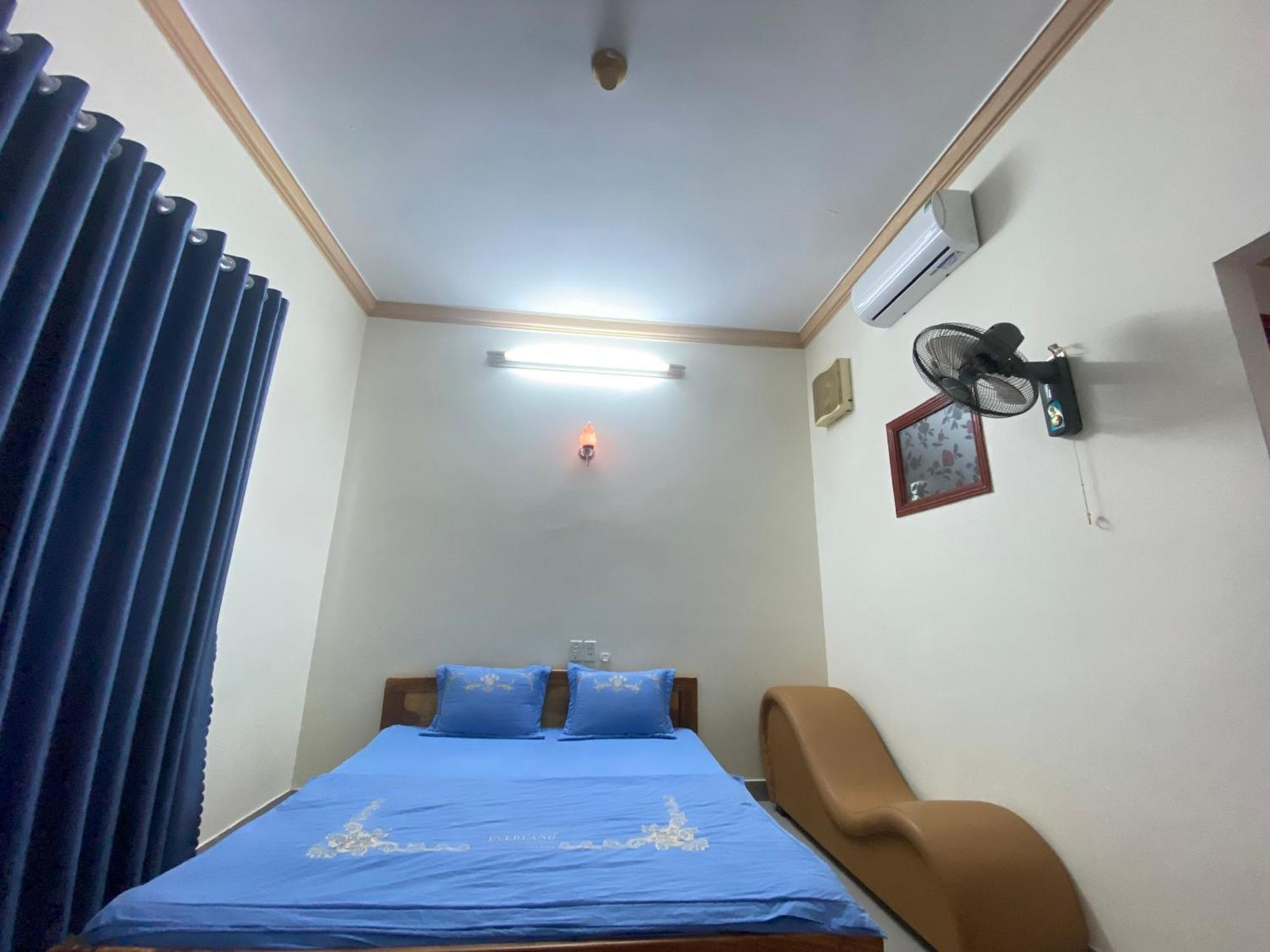 Khach San Ban Me Xanh Hotell Buôn Ma Thuột Exteriör bild