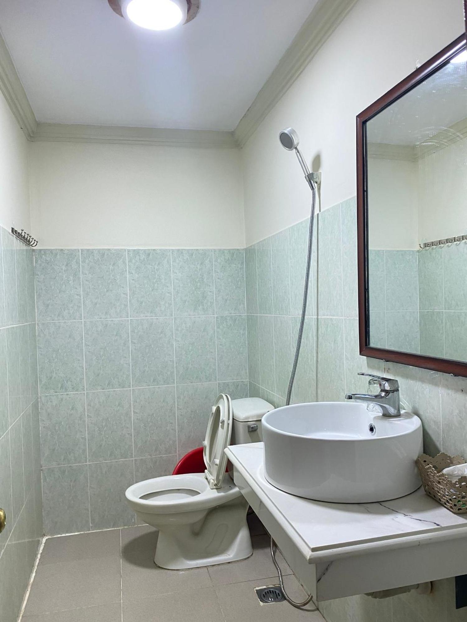 Khach San Ban Me Xanh Hotell Buôn Ma Thuột Exteriör bild