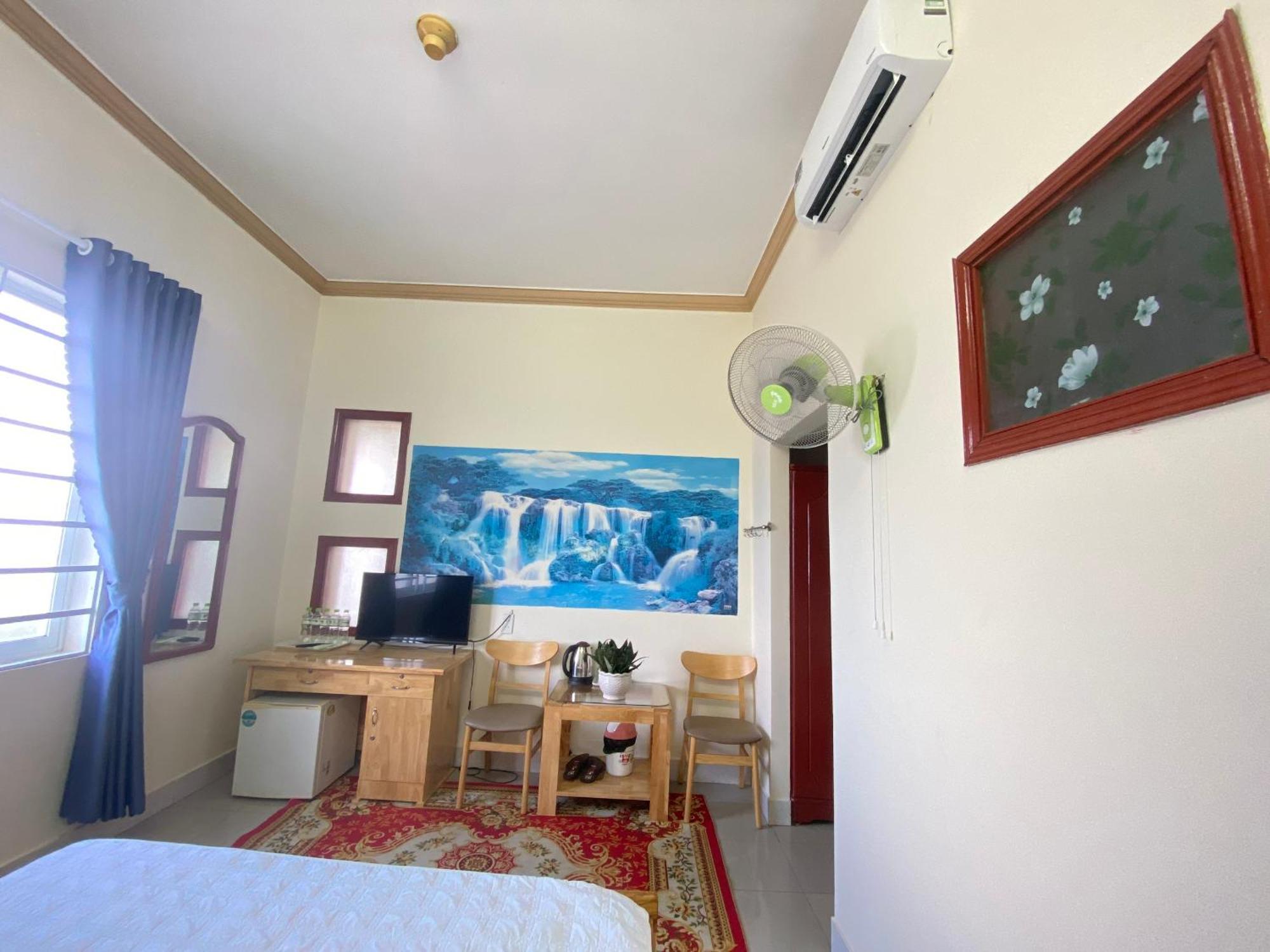 Khach San Ban Me Xanh Hotell Buôn Ma Thuột Exteriör bild